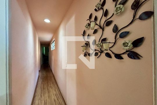 Corredor de apartamento à venda com 3 quartos, 132m² em Copacabana, Rio de Janeiro