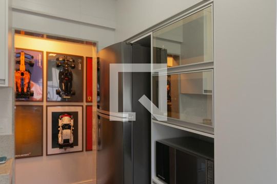Cozinha de apartamento à venda com 2 quartos, 62m² em Santa Rosa, Belo Horizonte