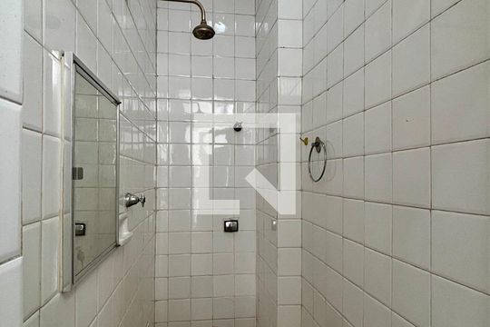 Banheiro de Serviço de apartamento à venda com 2 quartos, 87m² em Botafogo, Rio de Janeiro