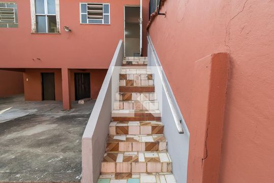Área comum de casa para alugar com 2 quartos, 350m² em Irajá, Rio de Janeiro