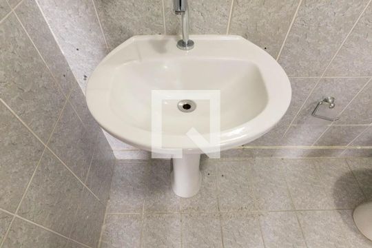 Banheiro de apartamento para alugar com 1 quarto, 34m² em Campos Elíseos, São Paulo