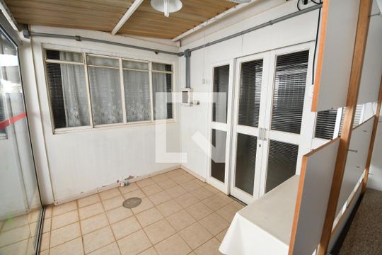 Área Comum - Salão de casa para alugar com 3 quartos, 240m² em Cidade Universitária, Campinas