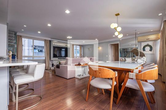 Apartamento à venda com 2 quartos, 161m² em Pinheiros, São Paulo