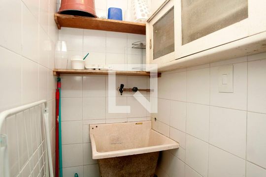 Cozinha + Área de Serviço de apartamento à venda com 2 quartos, 64m² em Centro Histórico, Porto Alegre