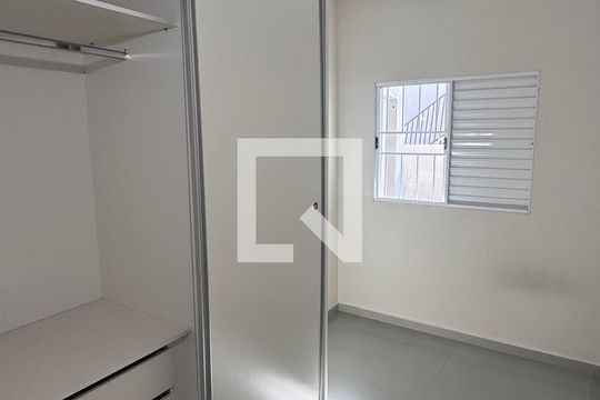 Quarto 1 de casa para alugar com 2 quartos, 60m² em Jardim Monte Libano, Campinas