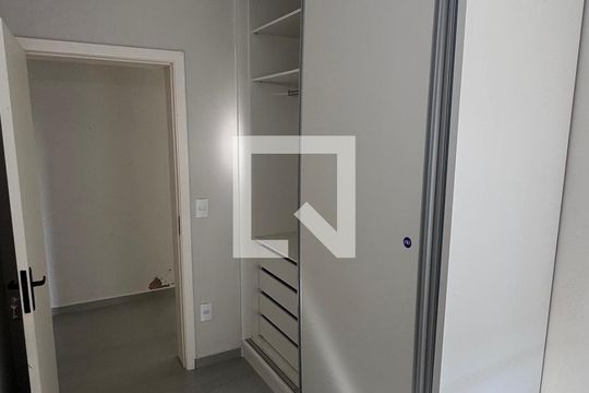 Quarto 1 de casa para alugar com 2 quartos, 60m² em Jardim Monte Libano, Campinas