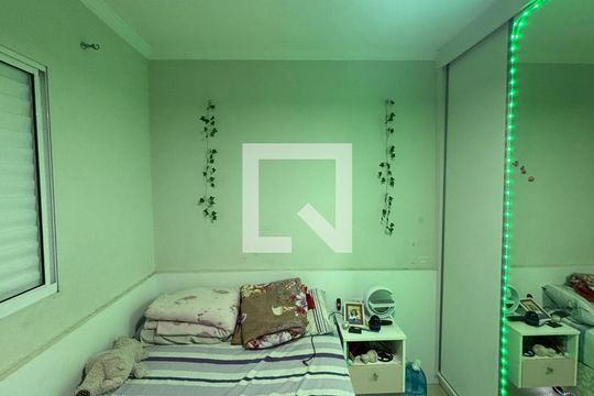 Suite 2 de casa à venda com 2 quartos, 200m² em Jardim Stella, Santo André