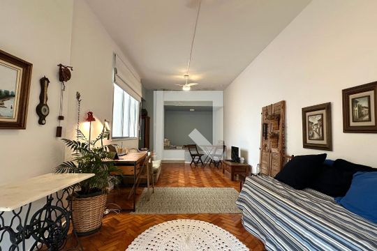 Sala 2 de apartamento à venda com 4 quartos, 190m² em Leme, Rio de Janeiro