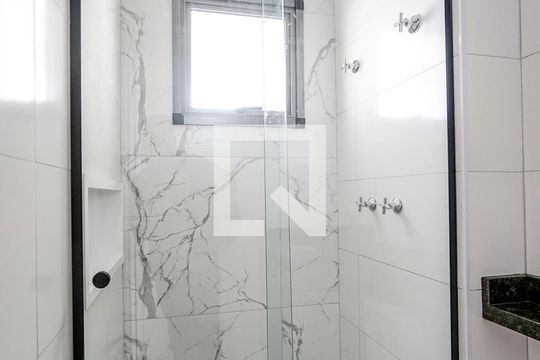 Banheiro  de kitnet/studio para alugar com 1 quarto, 26m² em Tatuapé, São Paulo