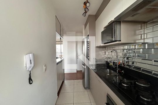 Cozinha de apartamento à venda com 2 quartos, 63m² em Jardim Iris, São Paulo