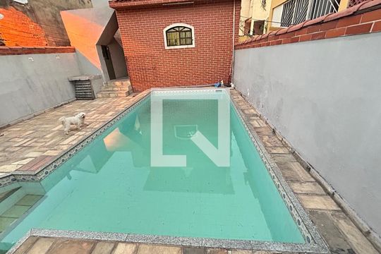Piscina de casa à venda com 3 quartos, 300m² em Cachambi, Rio de Janeiro