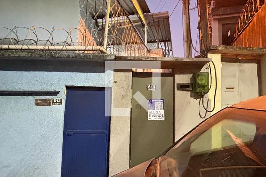 Fachada + Plaquinha de casa à venda com 3 quartos, 300m² em Cachambi, Rio de Janeiro