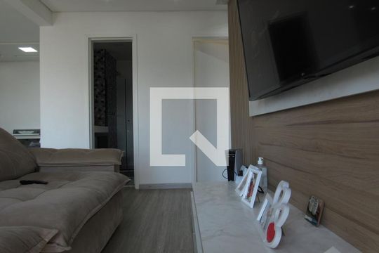 Sala de apartamento à venda com 2 quartos, 79m² em Vila Yara, Osasco