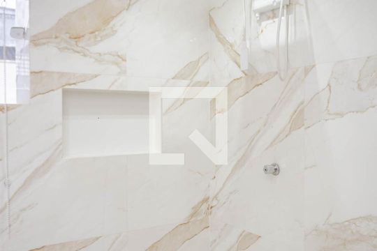 Banheiro de casa para alugar com 4 quartos, 205m² em Sacomã, São Paulo