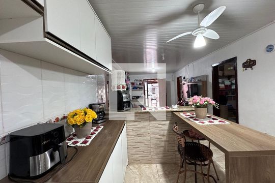Casa à venda com 3 quartos, 140m² em Rio dos Sinos, São Leopoldo