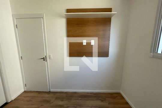 Suíte de apartamento para alugar com 1 quarto, 26m² em Vila Butantã, São Paulo