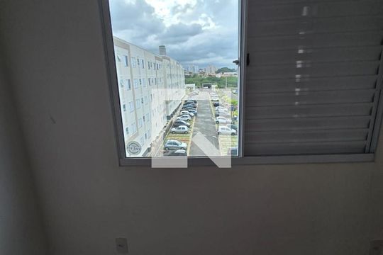 Quarto de apartamento à venda com 2 quartos, 41m² em Jardim Esmeraldina, Campinas