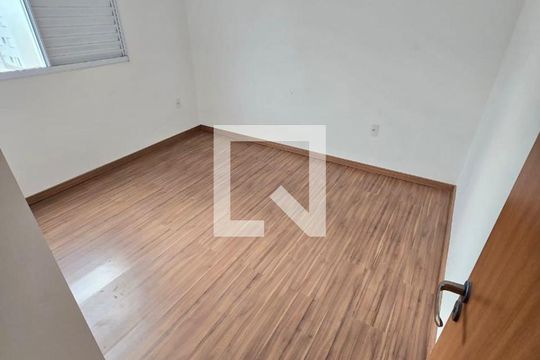 Quarto de apartamento à venda com 2 quartos, 41m² em Jardim Esmeraldina, Campinas