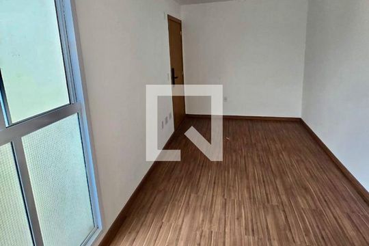 Sala de apartamento à venda com 2 quartos, 41m² em Jardim Esmeraldina, Campinas