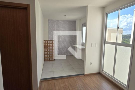 Apartamento à venda com 2 quartos, 41m² em Jardim Esmeraldina, Campinas