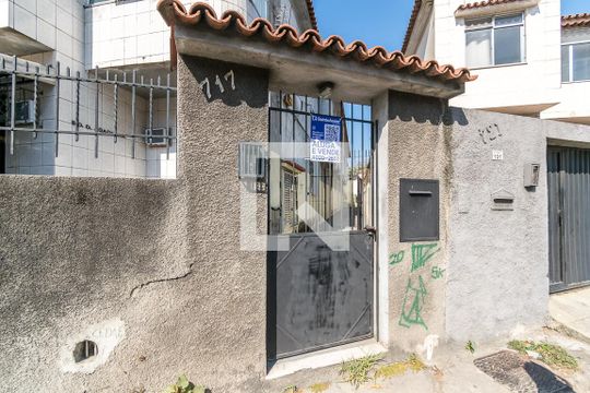 Fachada da Entrada de apartamento à venda com 2 quartos, 50m² em Penha, Rio de Janeiro