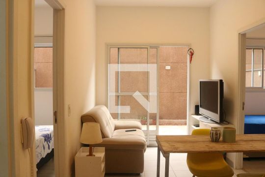Apartamento à venda com 2 quartos, 57m² em Lapa de Baixo, São Paulo