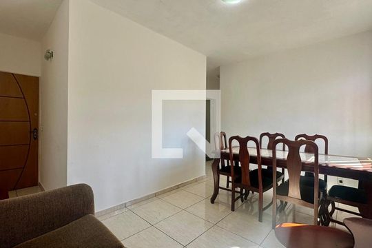Sala de apartamento para alugar com 3 quartos, 68m² em Nova Granada, Belo Horizonte