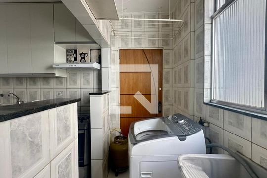 Área de Serviço de apartamento para alugar com 3 quartos, 68m² em Nova Granada, Belo Horizonte