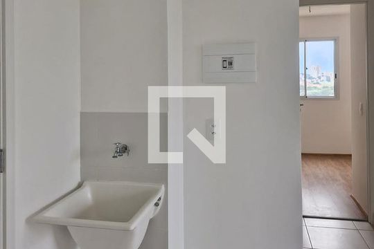 Área de Serviço de apartamento para alugar com 2 quartos, 32m² em Parque Novo Mundo, Guarulhos