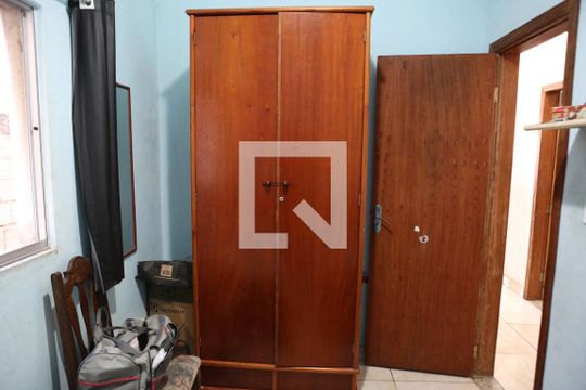 Quarto 2 de casa à venda com 2 quartos, 200m² em  Jardim Laguna, Contagem