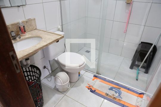 Banheiro de casa à venda com 2 quartos, 200m² em  Jardim Laguna, Contagem
