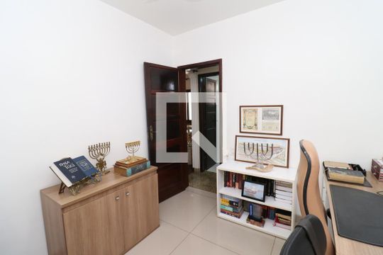 Quarto 1 de casa à venda com 4 quartos, 323m² em Jardim Guanabara, Rio de Janeiro