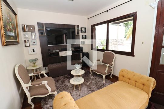 Sala de casa à venda com 4 quartos, 323m² em Jardim Guanabara, Rio de Janeiro