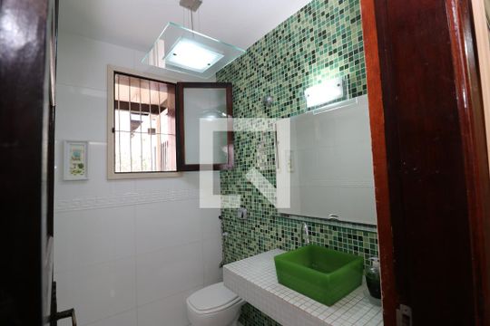 Lavabo de casa à venda com 4 quartos, 323m² em Jardim Guanabara, Rio de Janeiro