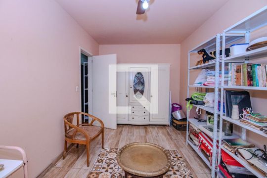 Quarto 1 de casa para alugar com 3 quartos, 190m² em Boa Vista, Porto Alegre