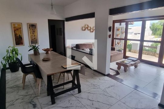 Sala de Jantar de casa à venda com 4 quartos, 300m² em Jardim Imbuí, Niterói