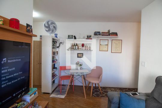 Sala de apartamento à venda com 1 quarto, 50m² em Campo Belo, São Paulo