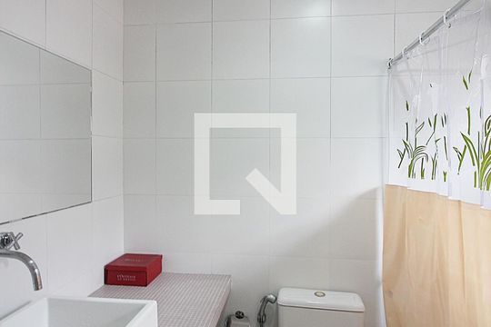 Banheiro da Suíte 2 de apartamento para alugar com 2 quartos, 90m² em Jardim Andrea Demarchi, São Bernardo do Campo