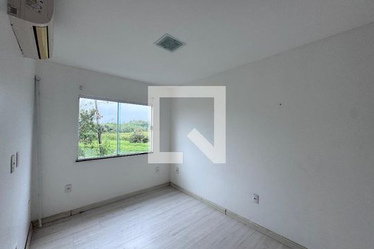 Quarto 1 de apartamento à venda com 3 quartos, 270m² em Vargem Grande, Rio de Janeiro