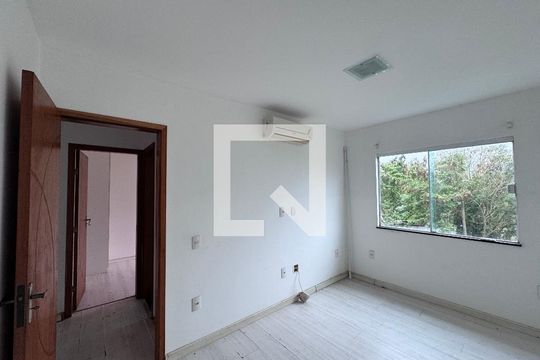 Quarto 1 de apartamento à venda com 3 quartos, 270m² em Vargem Grande, Rio de Janeiro