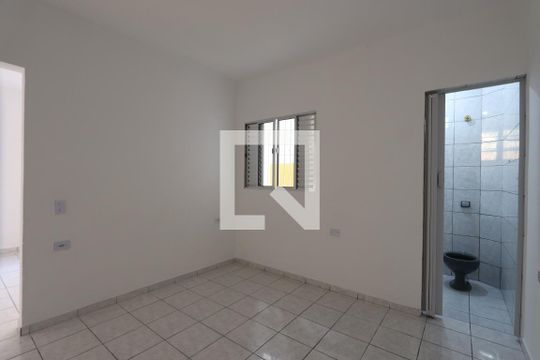 Casa para alugar com 1 quarto, 50m² em Jardim Santa Adelia, São Paulo