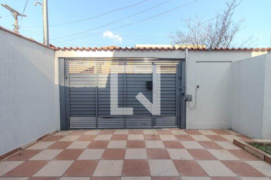 Garagem de casa à venda com 5 quartos, 214m² em Vila Germinal, São Paulo