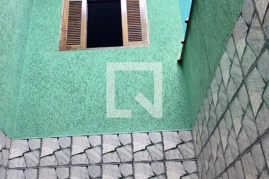 Casa à venda com 3 quartos, 215m² em Parque das Nações, Santo André