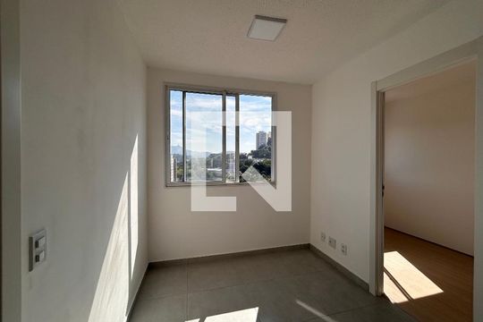 Sala de apartamento para alugar com 2 quartos, 35m² em Vila Barreto, São Paulo