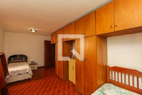 Quarto 1 de casa à venda com 3 quartos, 240m² em Vila Ema, São Paulo
