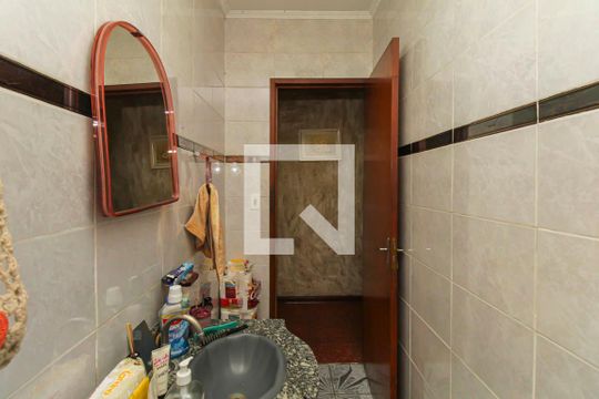 Lavabo de casa à venda com 3 quartos, 240m² em Vila Ema, São Paulo