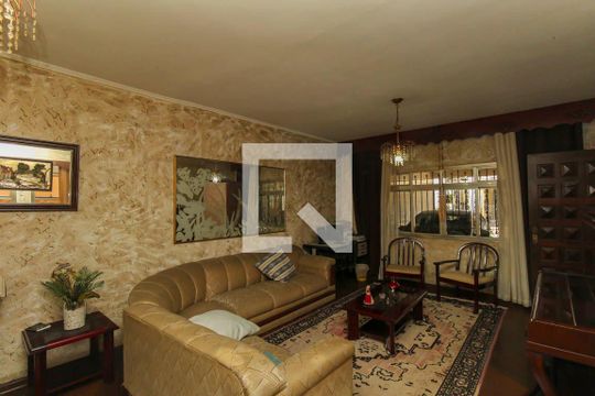 Sala de casa à venda com 3 quartos, 240m² em Vila Ema, São Paulo