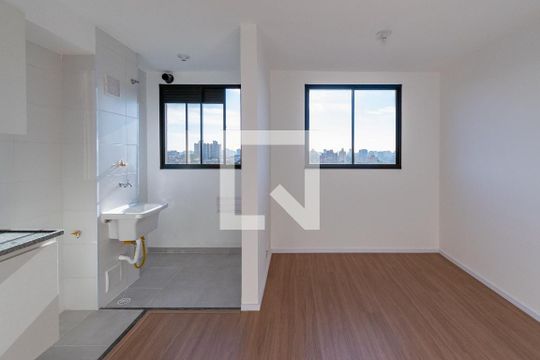Sala de apartamento à venda com 2 quartos, 37m² em Vila Mira, São Paulo