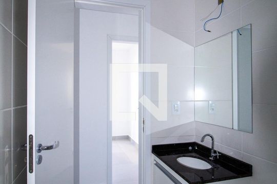 Banheiro de apartamento para alugar com 3 quartos, 78m² em Jardim Portal da Colina, Sorocaba