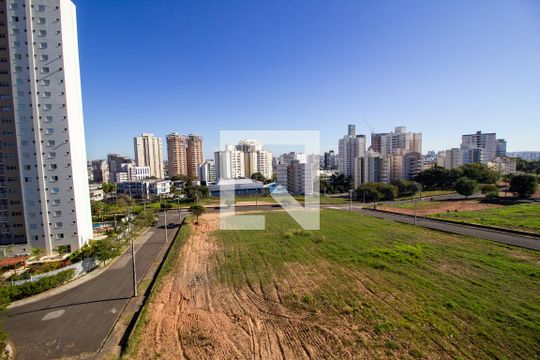 Vista da Sala de apartamento para alugar com 3 quartos, 78m² em Jardim Portal da Colina, Sorocaba